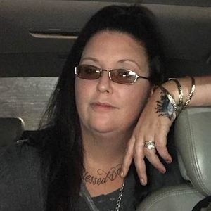 Meet your Posher, Holly